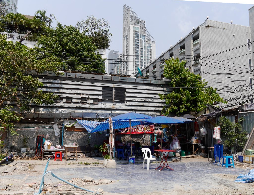 Vacant Lot Suk Soi 7 b.JPG