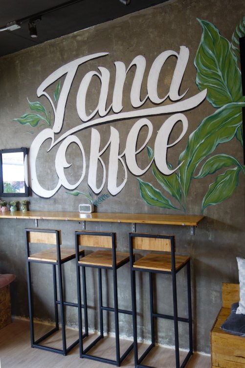 Tana Coffee 3.JPG