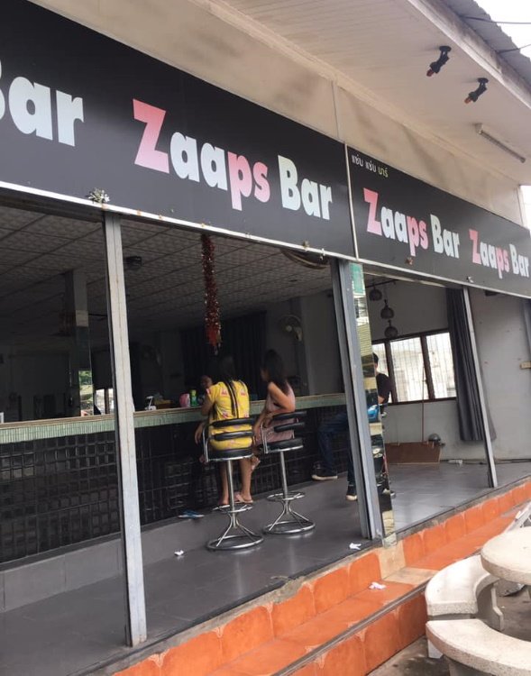 Zaaps Bar en7.jpg