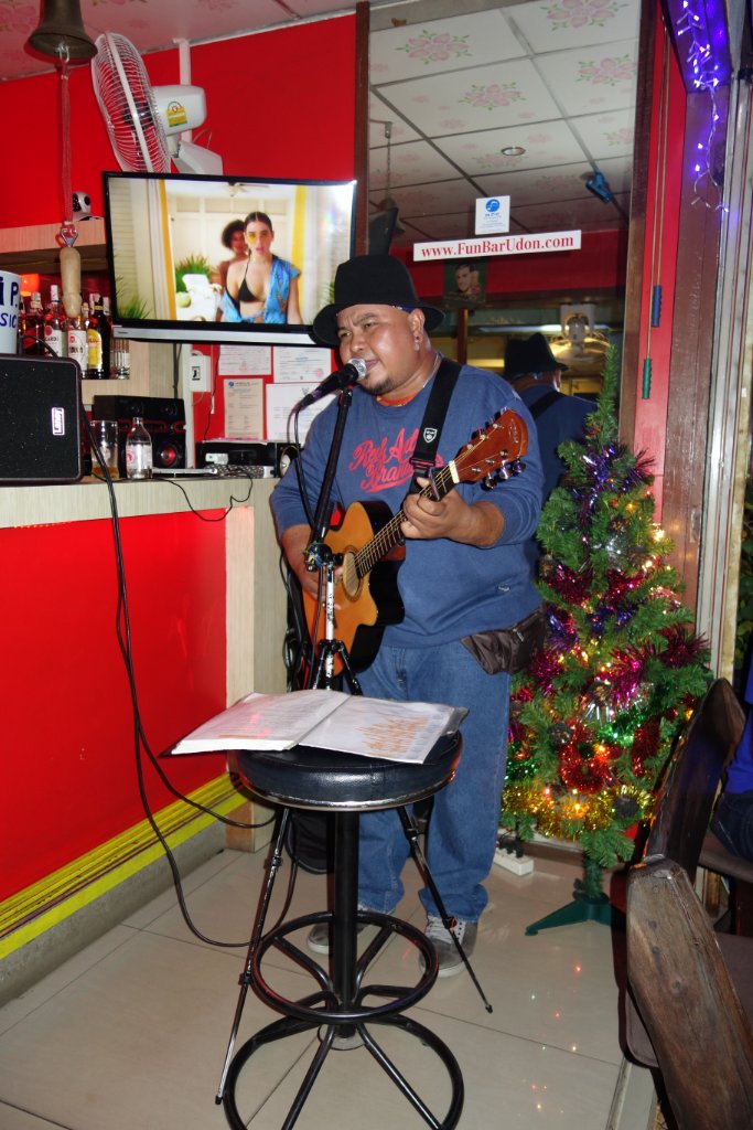 Fun Bar 5hz10.JPG