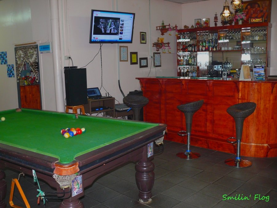 A Udon 017 Smiling Frog Billard.jpg