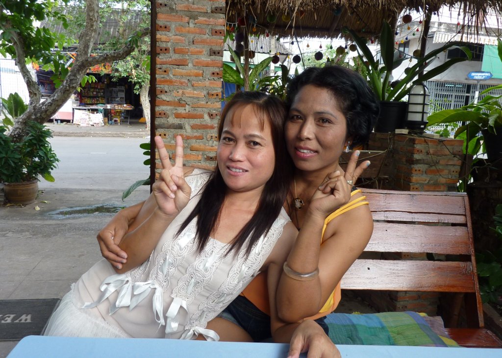 Adulyadet Rd. 01.JPG