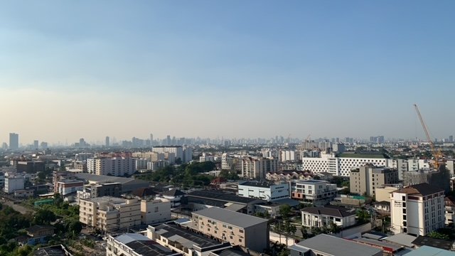 Ausblick vom Balkon.JPG
