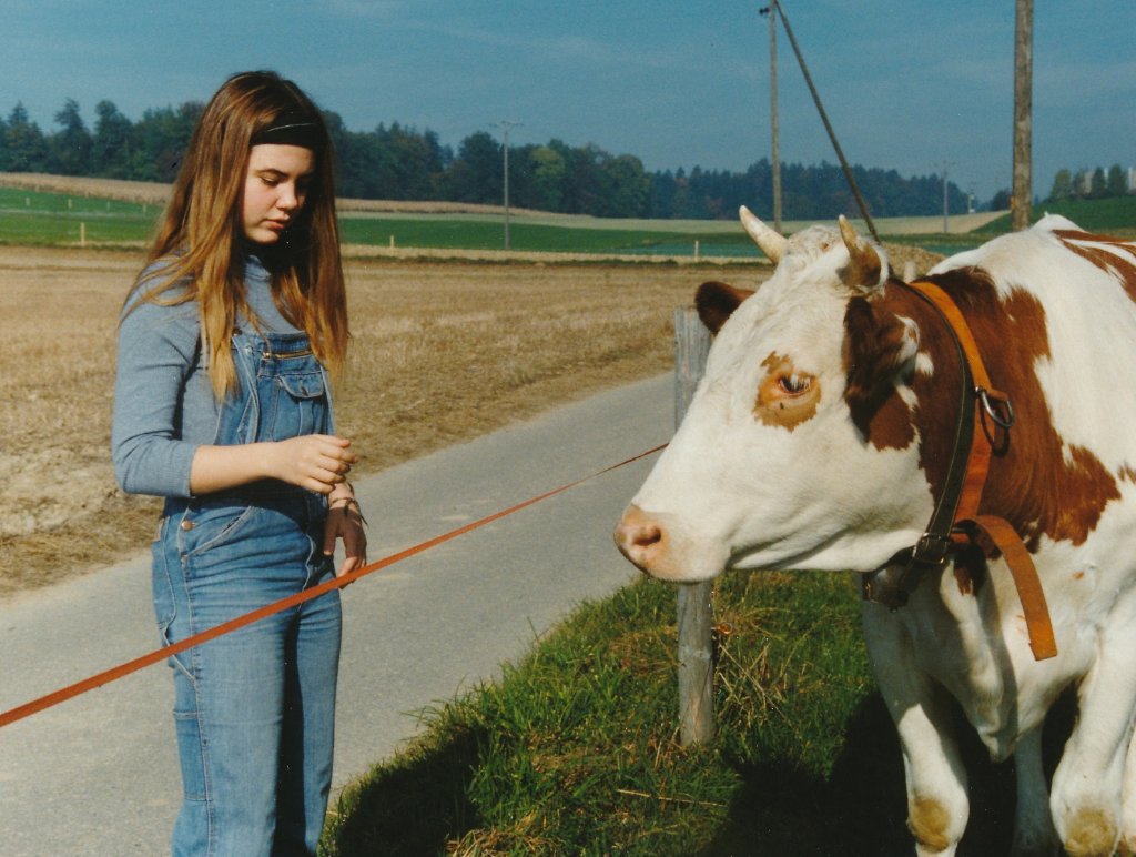 Kuh mit Sonja.jpg