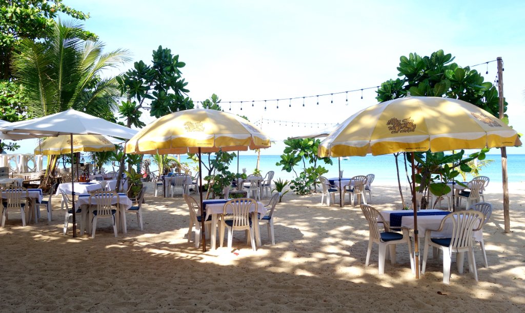 Nai Yang Beach Rest 3.JPG