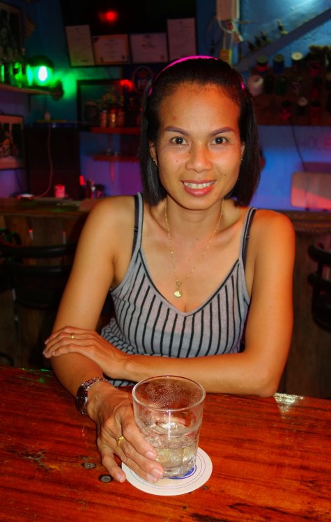 Bars 2 Thiu 7.JPG