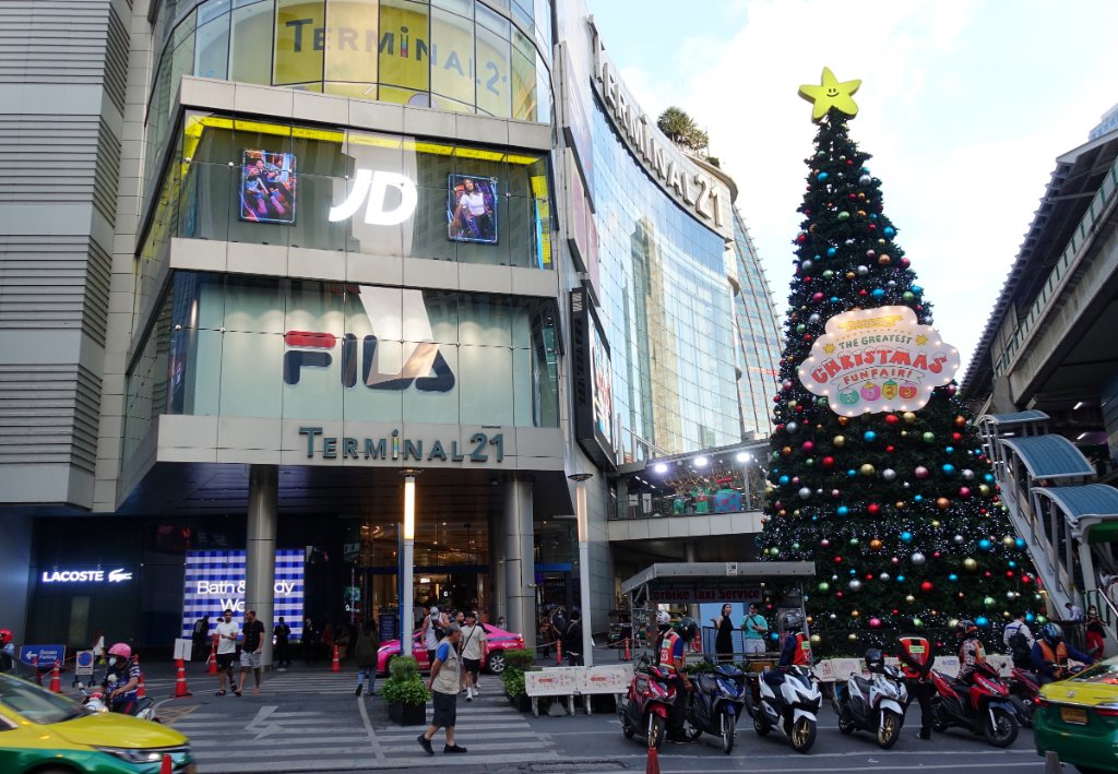 Terminal 21 f.JPG