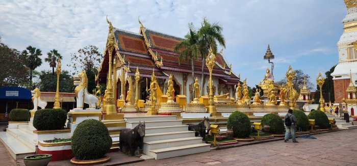 wat-that-phanom.jpg