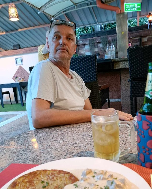 Jan im Resort da.jpg