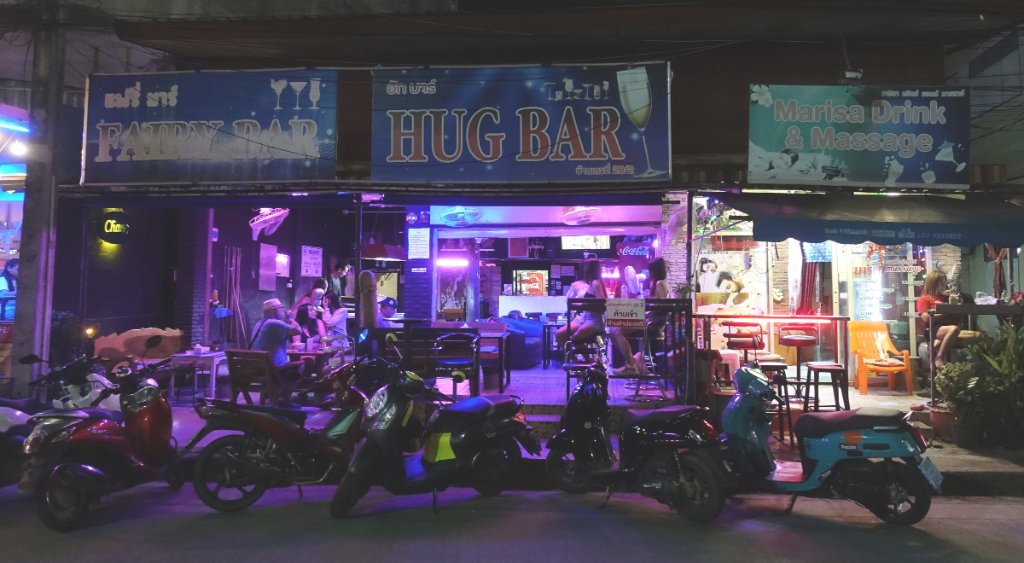 Hug Bar 1c.JPG