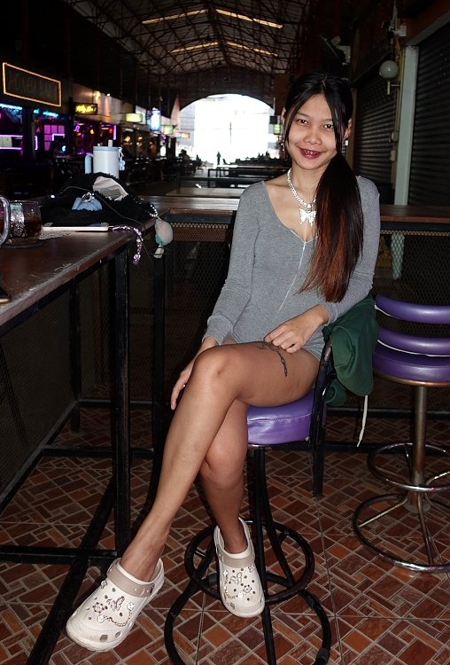 Bar Day and Night 1.JPG